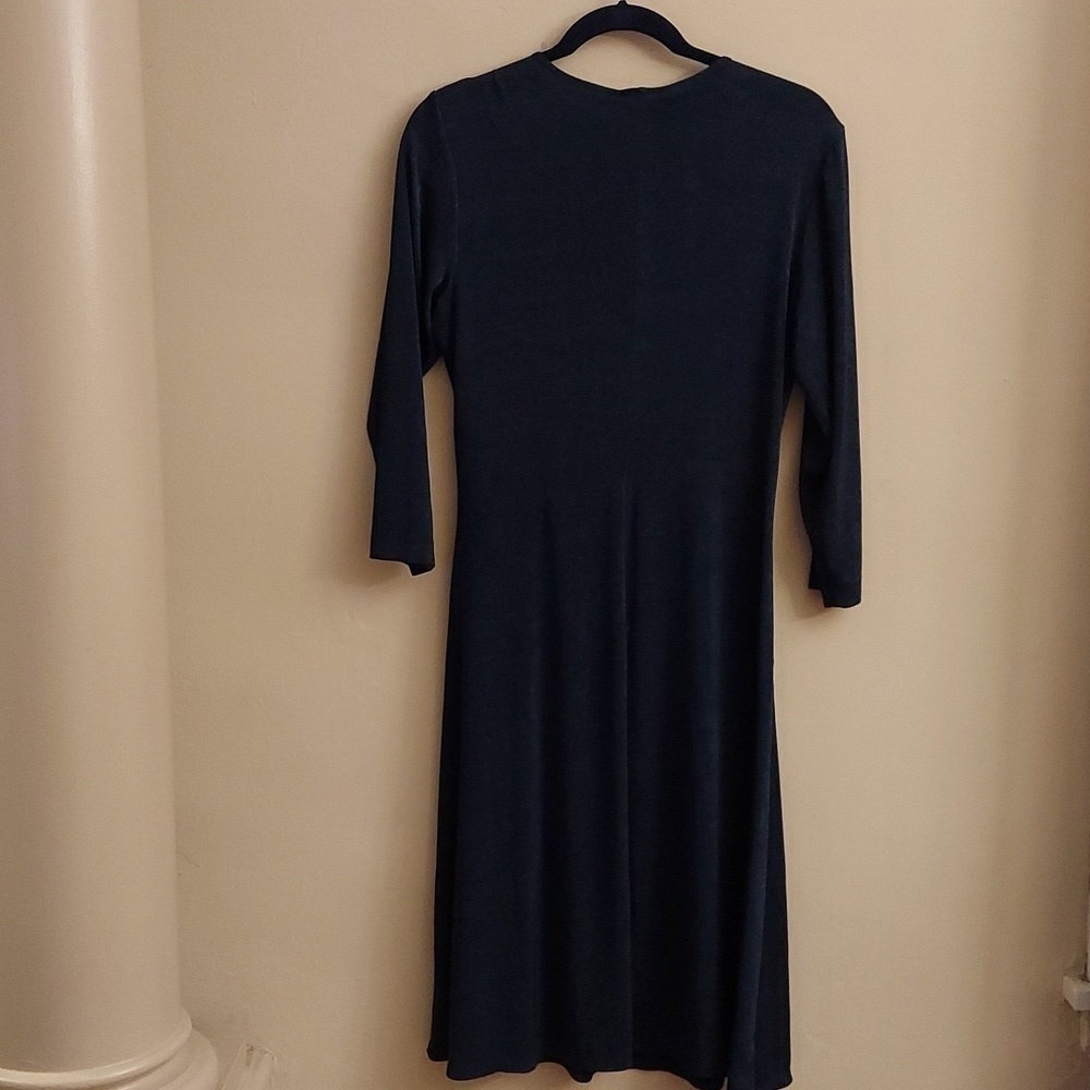 CHICO'S Travelers Non-Wrinkle Navy Pullover Faux Wrap Front Midi Dress M Comfort - Picture 8 of 9